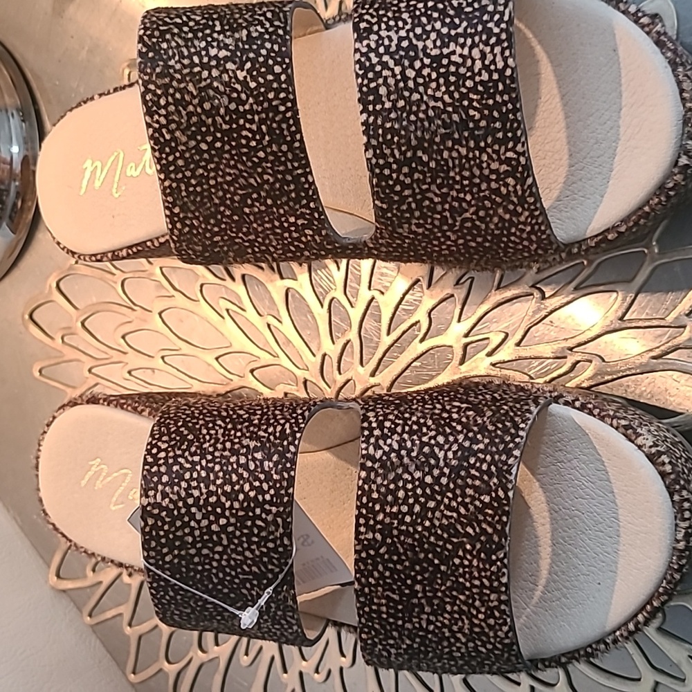 Matisse Black and Cream Slide Sandals